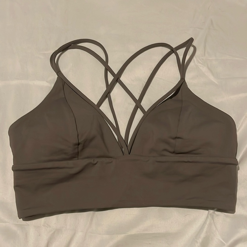 Lululemon sports bra
